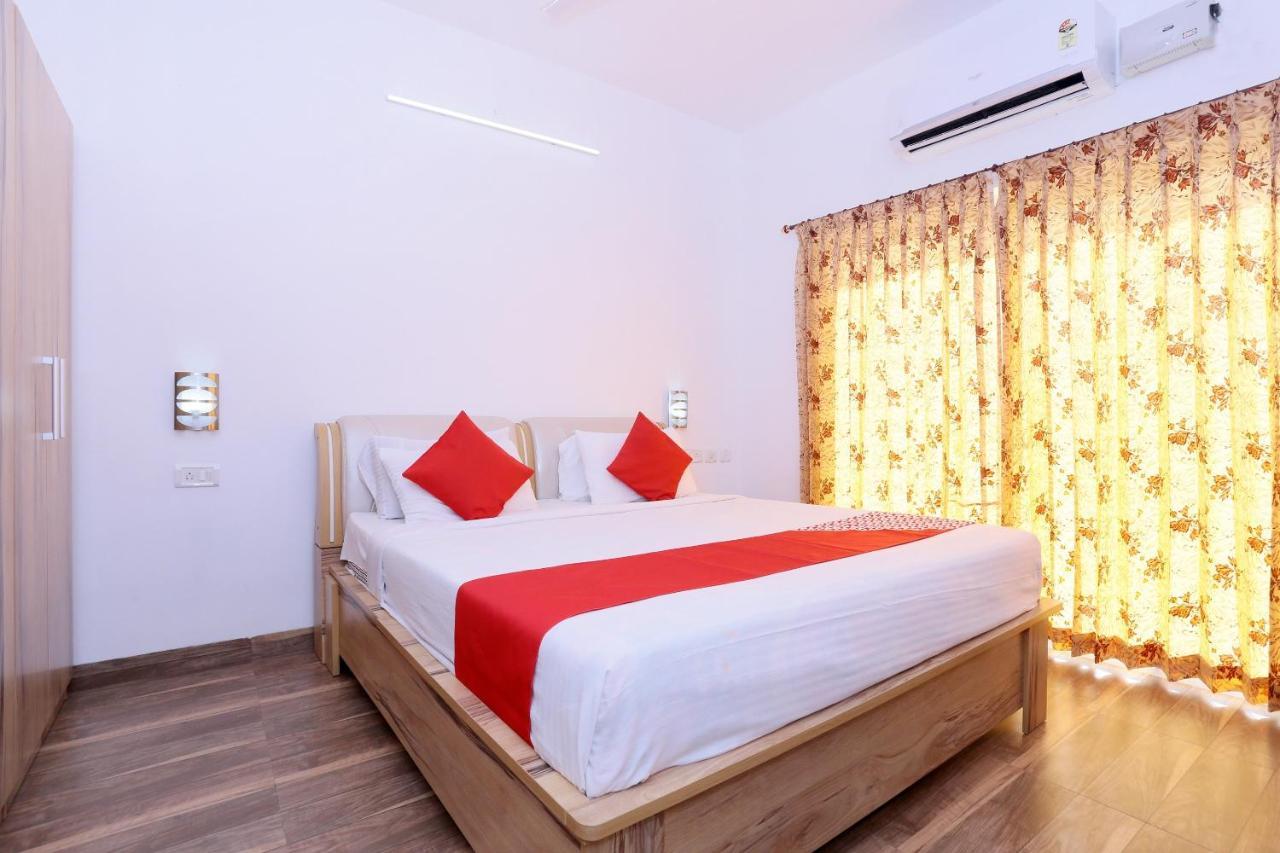 Oyo 24200 Bahri Beautiful Country Hotell Ayyampālaiyam Eksteriør bilde